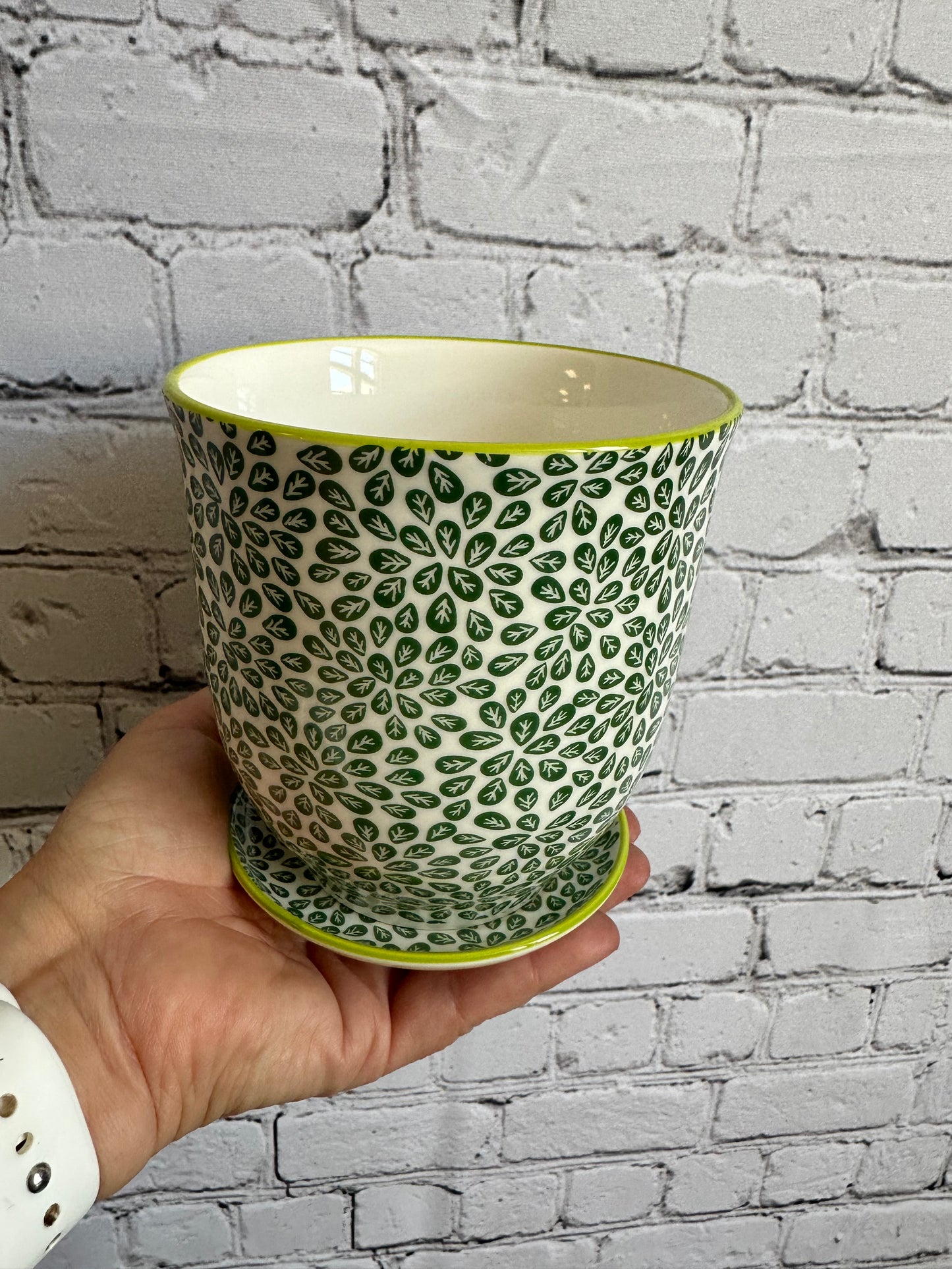 Green Leaf Pot- 4in